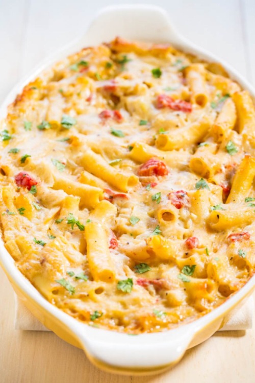 Three Cheese Baked Ziti http://www.averiecooks.com/2015/10/three-cheese-baked-ziti.html