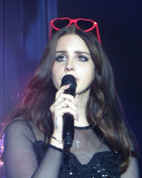 pinupgalore-lanadelrey:Lana Del Rey performing in Seattle