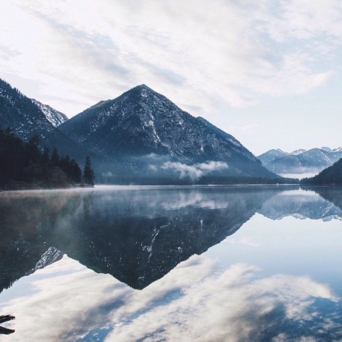 dark-of-night-47:  landscape-photo-graphy:  15-Year-Old Boy Captures Stunning Landscape PhotographyFifteen-year old Jannik Obenhoff captures outstandingly beautiful landscape scenes of the German terrain in his spare time. Following a traditional style,