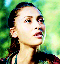 Lindsey Morgan Gifs
