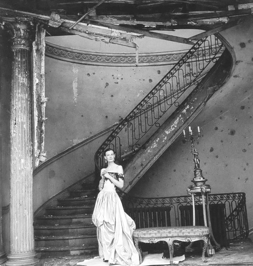 Wenda Rogerson wearing a gown by the Rahvis sisters in a photo by Clifford Coffin, London, 1947