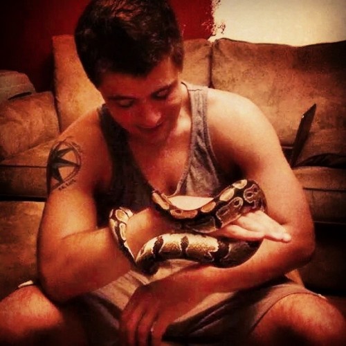 I made a new friend today. #strangles #helivesinmyhouse #yesasnake #iknowiknowiwasshockedtoo #sootame #awwstrangles<3