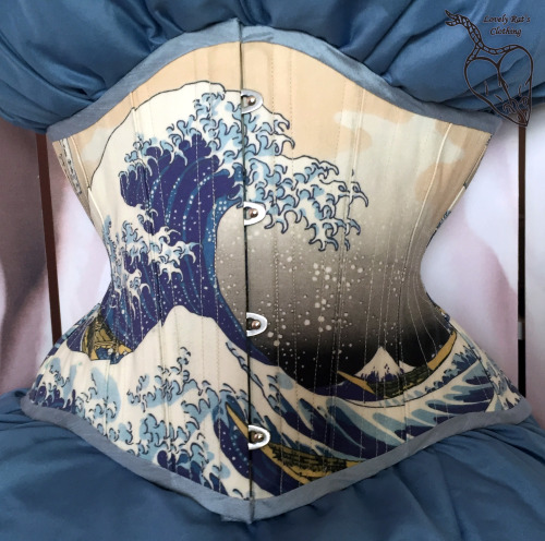 lovelyrats:Day of Corsets, Day 2: The Great Wave corset by Lovely Rat’s Corsetry