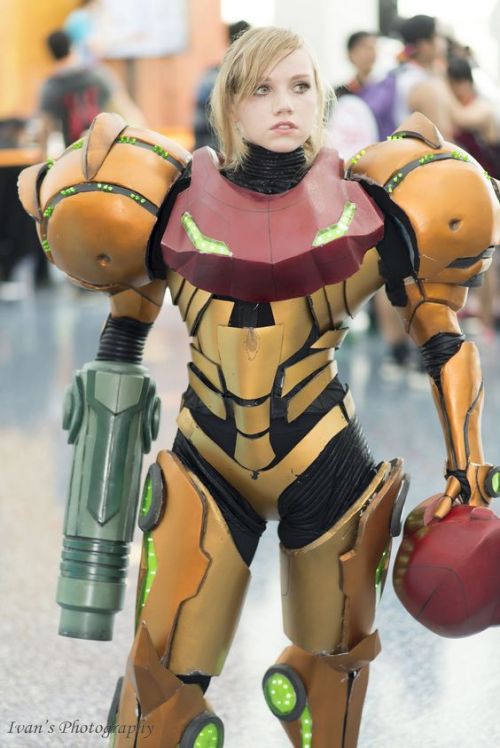 whybecosplay:   Samus (Metroid) | Anime Expo 2016 Photo by Ivans Photography  on Flickr Cosplayer un
