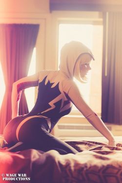   Spider Gwen Cosplay Shot At Colossalcon 2016 Photography By Wage War Productionssuit