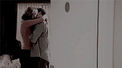 toxic-swan:  get to know me meme: [9/?] otps ♡ ↳ josh lyman and donna moss (the