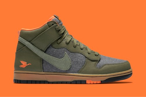 crispculture:  Nike Dunk CMRT PRM ‘Swoosh Social Club’ Pack - Order Online at Nike.com