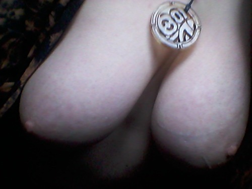 acidkittiegoddess:  babyeater24:  acidkittiegoddess:  More morning light window fun ;) ♥♥♥♥♥♥♥♥♥♥♥♥♥  I wanna suck on em!  Unf yes please♥♥♥