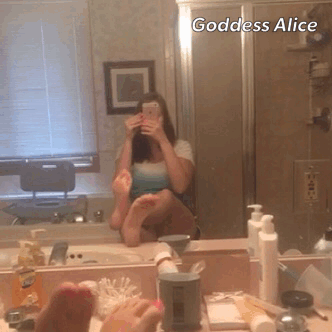 sweet-feet-and-more: goddessalice: Snapchat$25 / monthRequests within reason are accepted on Snap. O