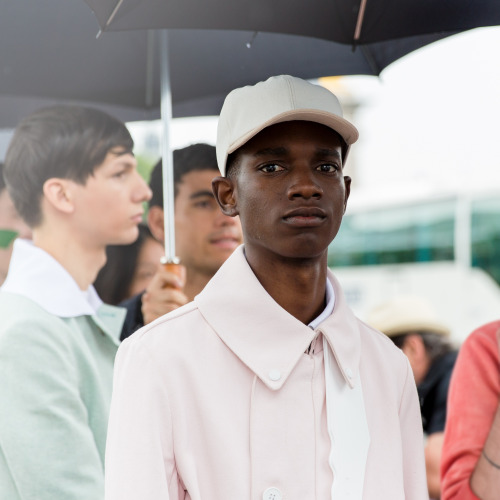 Model before Kenzo fashion show by Rémi Procureur