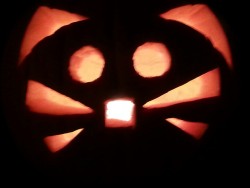 sweettexasgal:  I hand-carved this kitty-cat pumpkin tonight!  Meow!  🌻TxGal  @missharpersworld @bbbwitched @texasred43 @msexplorer @sleepinsidemysoul @hptals  What a sweet pussy @sweettexasgal! 👏👏👏👏👏 Great job 👍