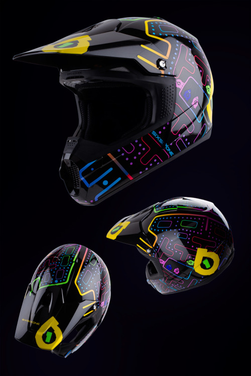 ericclayphoto: Shots from 2010 I took of a Youth MX helmet graphic I designed for SixSixOne.