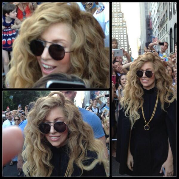ladyxgaga:  Gaga in NYC a few moments ago.
