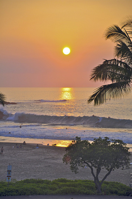 tulipnight:  Hapuna Sunset by SteveD. on Flickr.