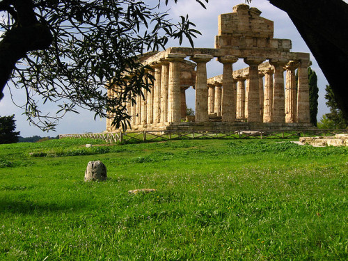 dhmsiftings:Paestum - Tempio di Atena by ^PioPio^ on Flickr.