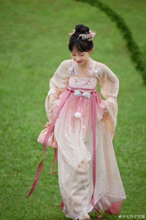 hanfugallery:chinese hanfu by 七月兮