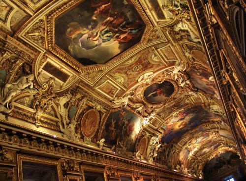 allthingseurope: Inside Louvre Museum (by Mauro Silva )