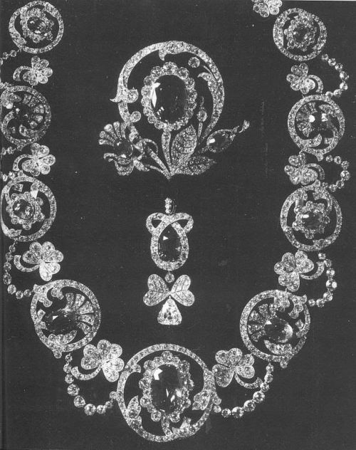 Porn photo theimperialcourt:  The Sapphire Parure given