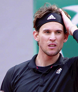 sashosasho: Dominic Thiem reacts during his quarter-final match against Diego Schwarztman at the Rol