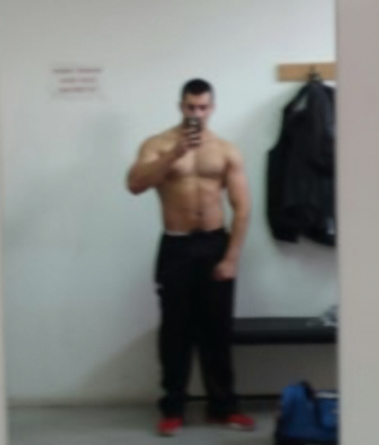 horus777:Stefan. Budući policajac. Nabrekao u svim udovima.
