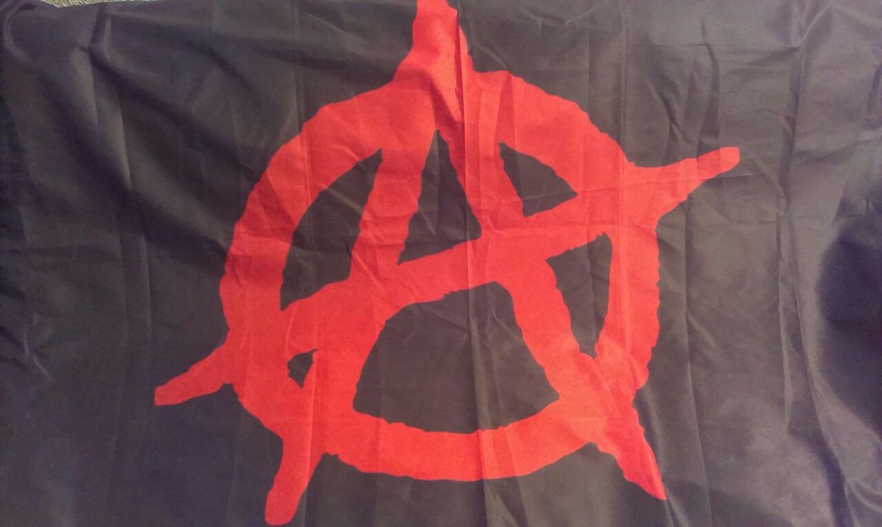 black-riot:  von einem freund nachträglich zum geburtstag bekommen! 