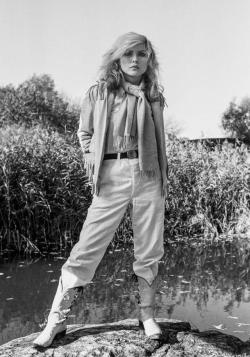 forever-blondie: Debbie Harry photographed
