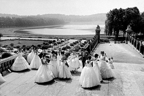 onlyoldphotography:Loomis Dean: First US Debutante Ball held at Versailles Palace, at day time rehea