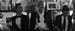 claustarkalways:  girlswholikegirlz: ihaveathingforspringroll:    Cate Blanchett, Emily Blunt, Zhou Xun (3/3)    Holy shit what is this from?   I think it’s from Ocean’s Eight 😍  Just died three times looking at this post 