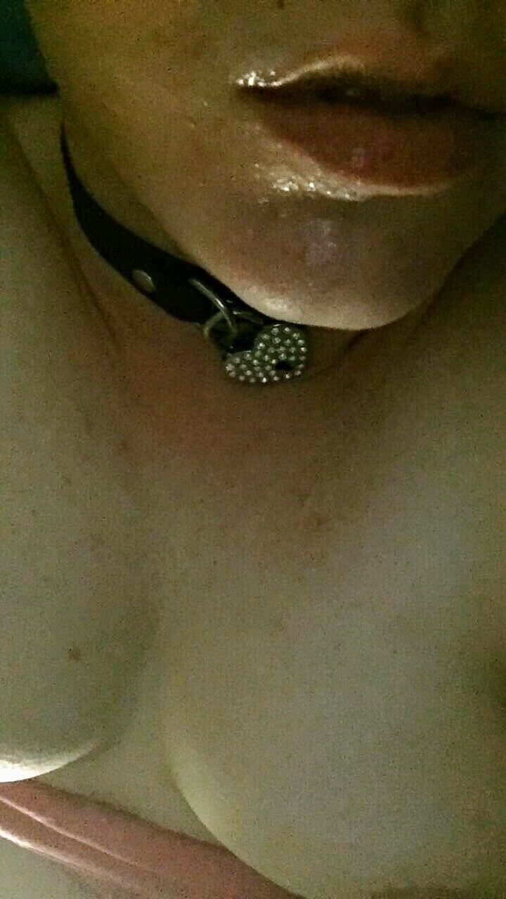 prettyprincessdaisy:  Before play time got interrupted. Drool game strong.