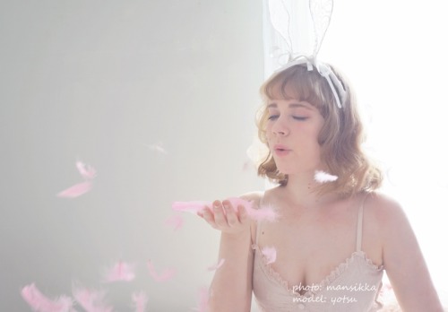 mansikka:   Dreamy bunny & kitty photoshoot  More pics from the shoot on my blog! 