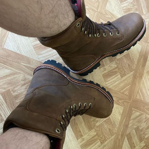 CHIPPS! #gaybootfetish #gayboots #chippewaboots #loggerboots #gayredneck #gaycountryboy #45shooterbk