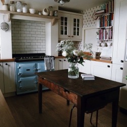 oldfarmhouse:  @thedesignsponge@instagram