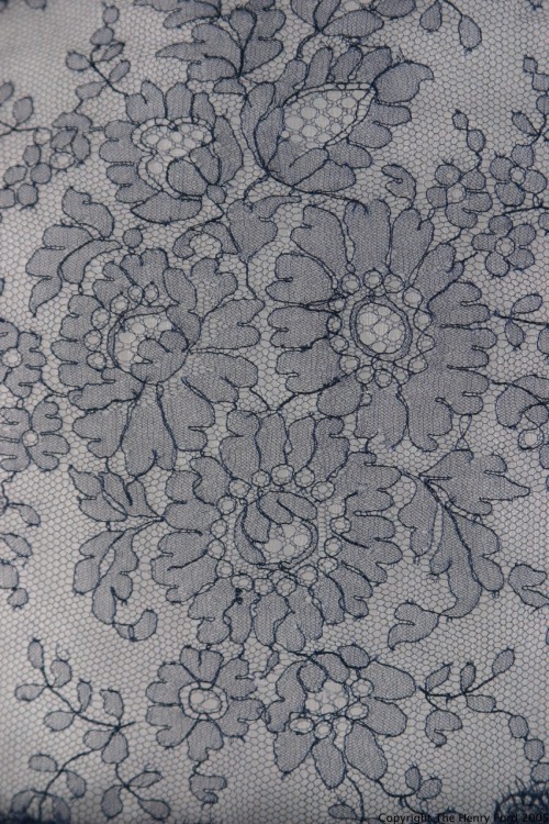 ephemeral-elegance:  Chantilly Lace Evening Dress and Stole, ca. 1951-52 Designed by Cristobal Balen