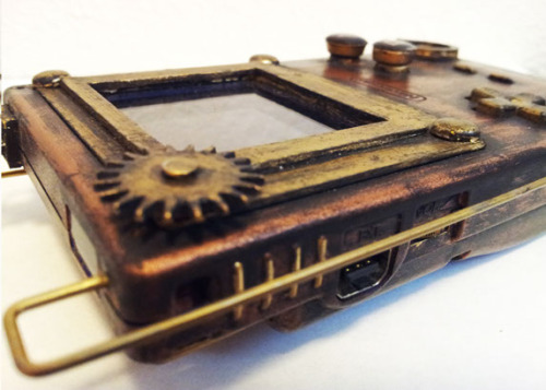 morttheunwise:  theomeganerd:  Dishonored Control Pad & Nintendo Game Boy Sculptures by Devin Smith   quelindoeldelaxboxwn