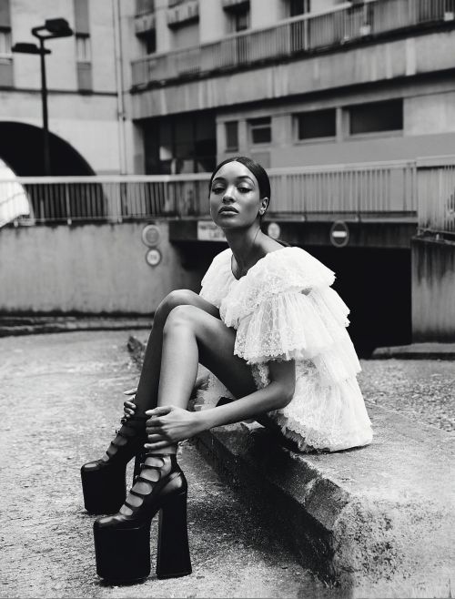 midnight-charm: Jourdan Dunn photographed by David Roemer for Madame Figaro August 2016 Stylist: Jul