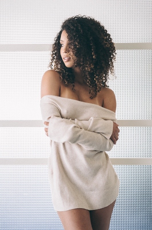 thedopeapproach:  Christina Santini | Van Styles  | Instagram.com/thedopeapproach