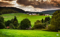 socialfoto:A Playful Weather by mikki_rat_