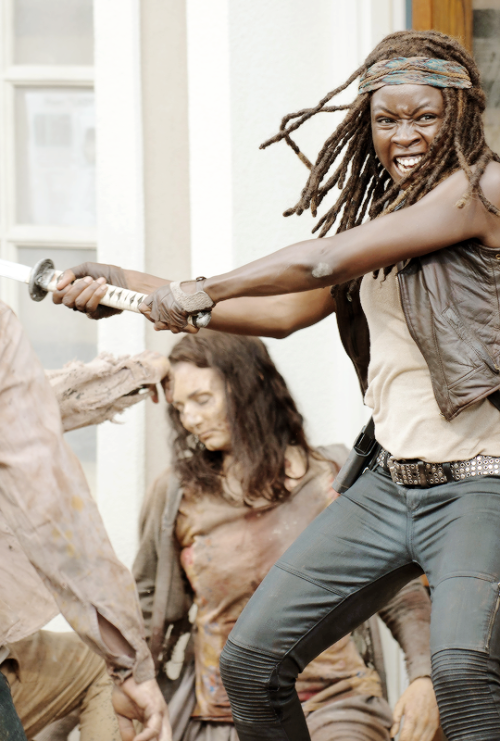 the-walking-dead-art:    ✖  Michonne -The Walking Dead 6.03 “Thank You” 