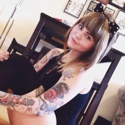 ceresleigh:  My very first #wcw, and of course the spot goes to my best friend @discoverelle 💕💕💕who’s also my very favourite #SGhopeful and Canadian mega-babe. Keep your eyes on @suicidegirls member review for this babe’s very first set,