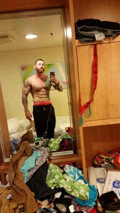 Porn jboysthree:  baitboysuk:  Graeme, 43, Cheshire photos