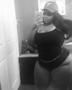 maceleven: https://www.instagram.com/therealbbwbaddie_