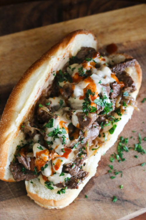 foodsforus:    Sirloin Steak Tip Sandwich with Dubliner Cheese Sauce and Caramelized Onions   