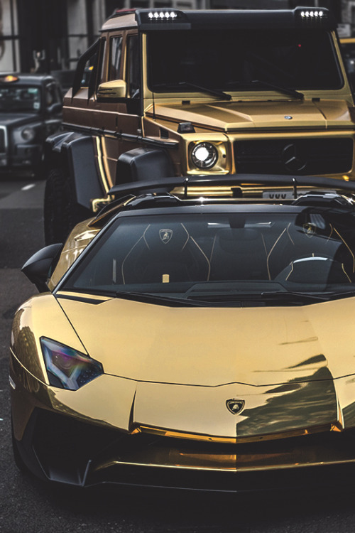 Cool Cars Gold Cars Golden Lamborghini Limo And Car