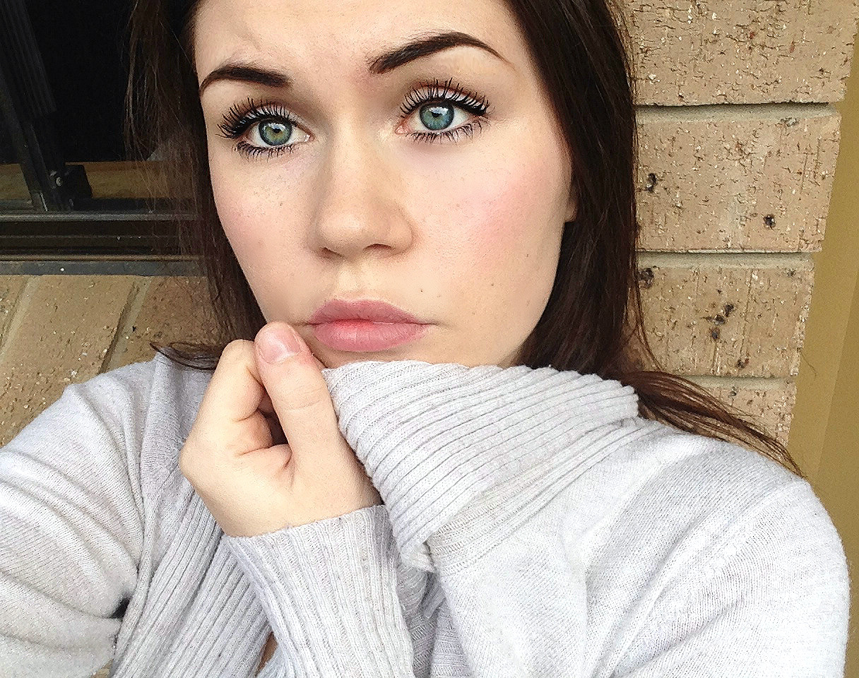 rose-j:  r0llingston3rr:  rose-j:  it’s a wee bit chilly  Jesus Christ your eyebrows
