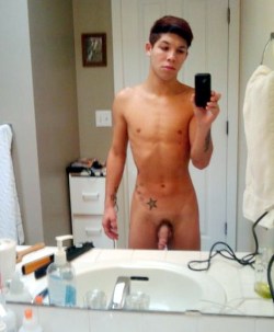 gayboyselfshots:  See more horny nude amateur boys showing off their cocks at Gay Cam Studs