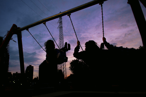 coltre:  summer is approaching and days are lasting longer. I went with my friends to the park behin