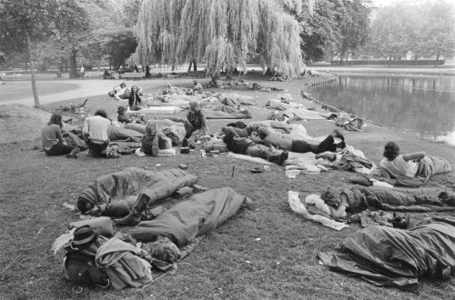 hatehipsterslovehippies:Sleeping hippies Amsterdam