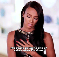 ethereal-melanin-princessxo:  Literally me 