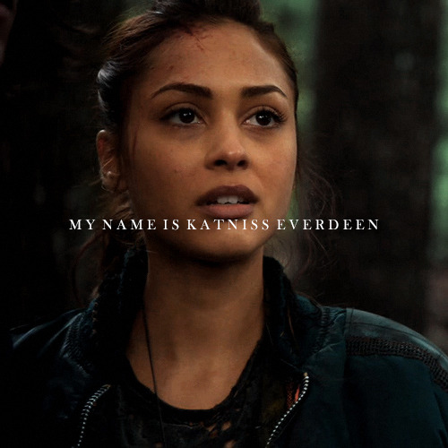 pussyyelp-deactivated20200314: THG Recast - Lindsey Morgan as Katniss Everdeen