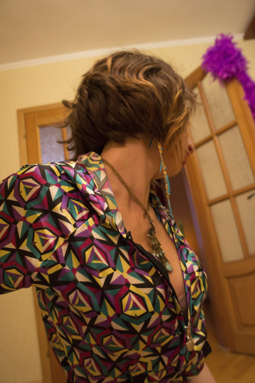 amateurslags: Amateur Slags Blog - Amateur Slags Twitter - Ask - Submit  Zip a bit further.